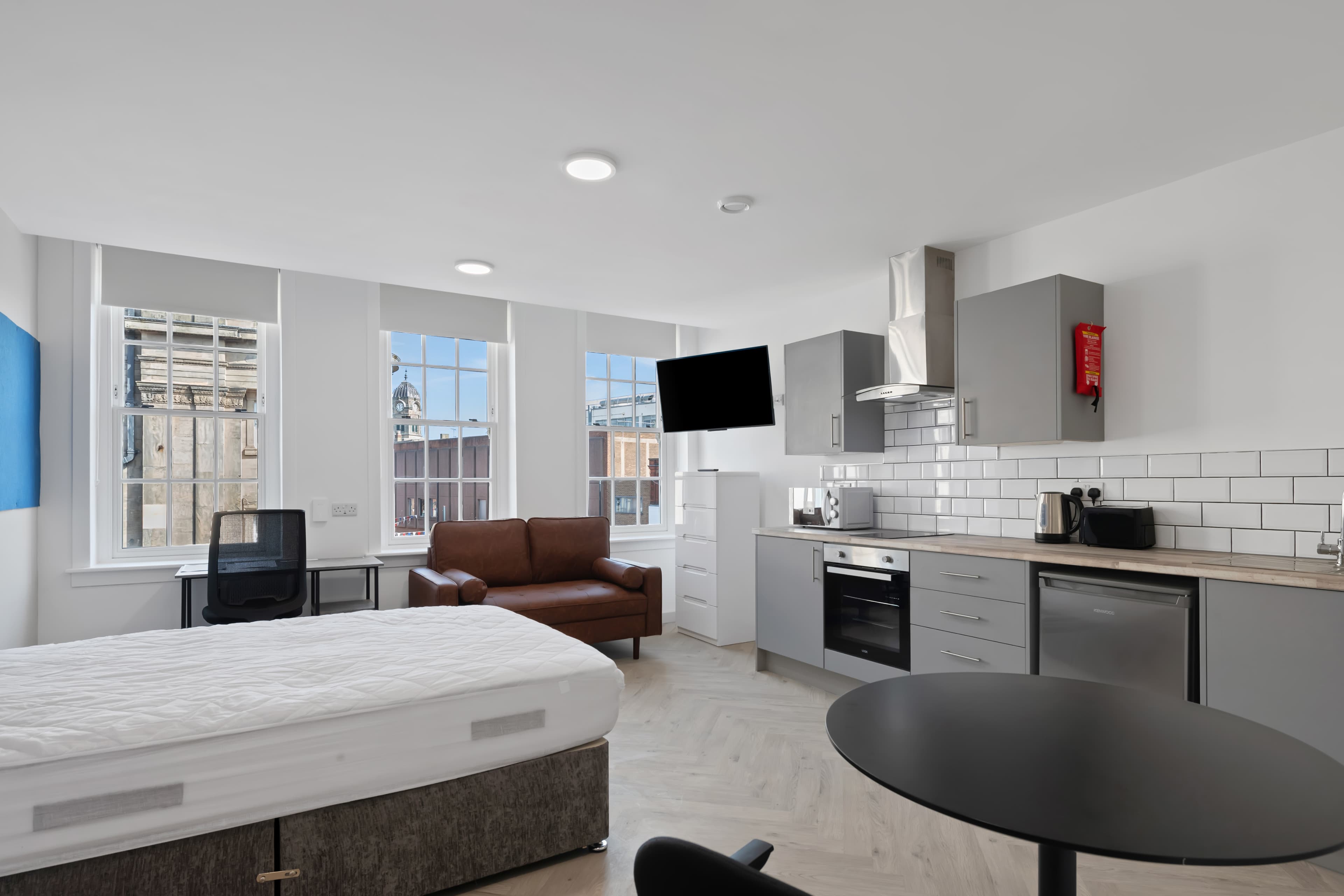 Deluxe Plus Studio, Victoria House City Nest Student Living, Derby - view 1