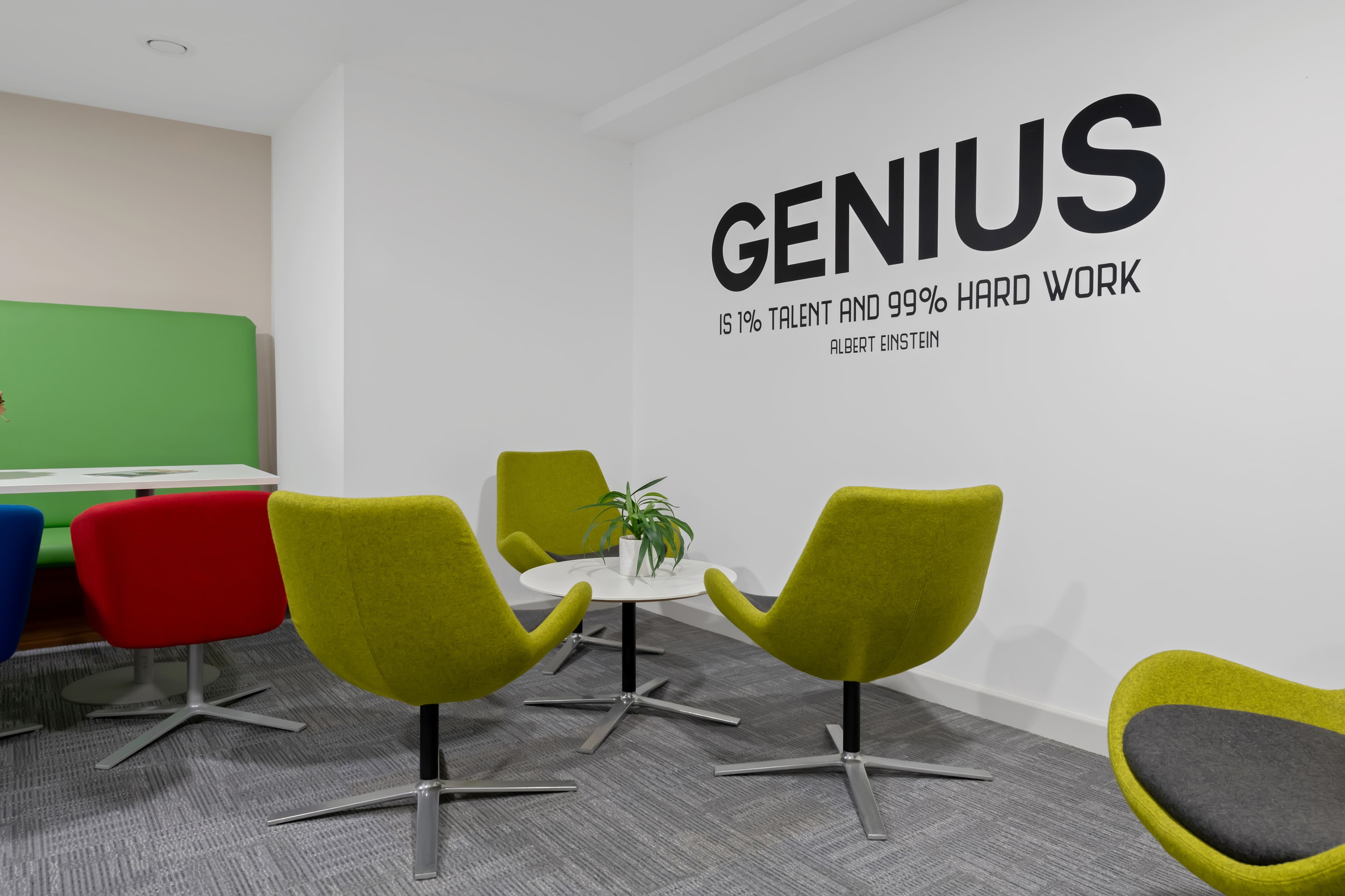 Deluxe Plus Studio, Victoria House City Nest Student Living, Derby - view 5