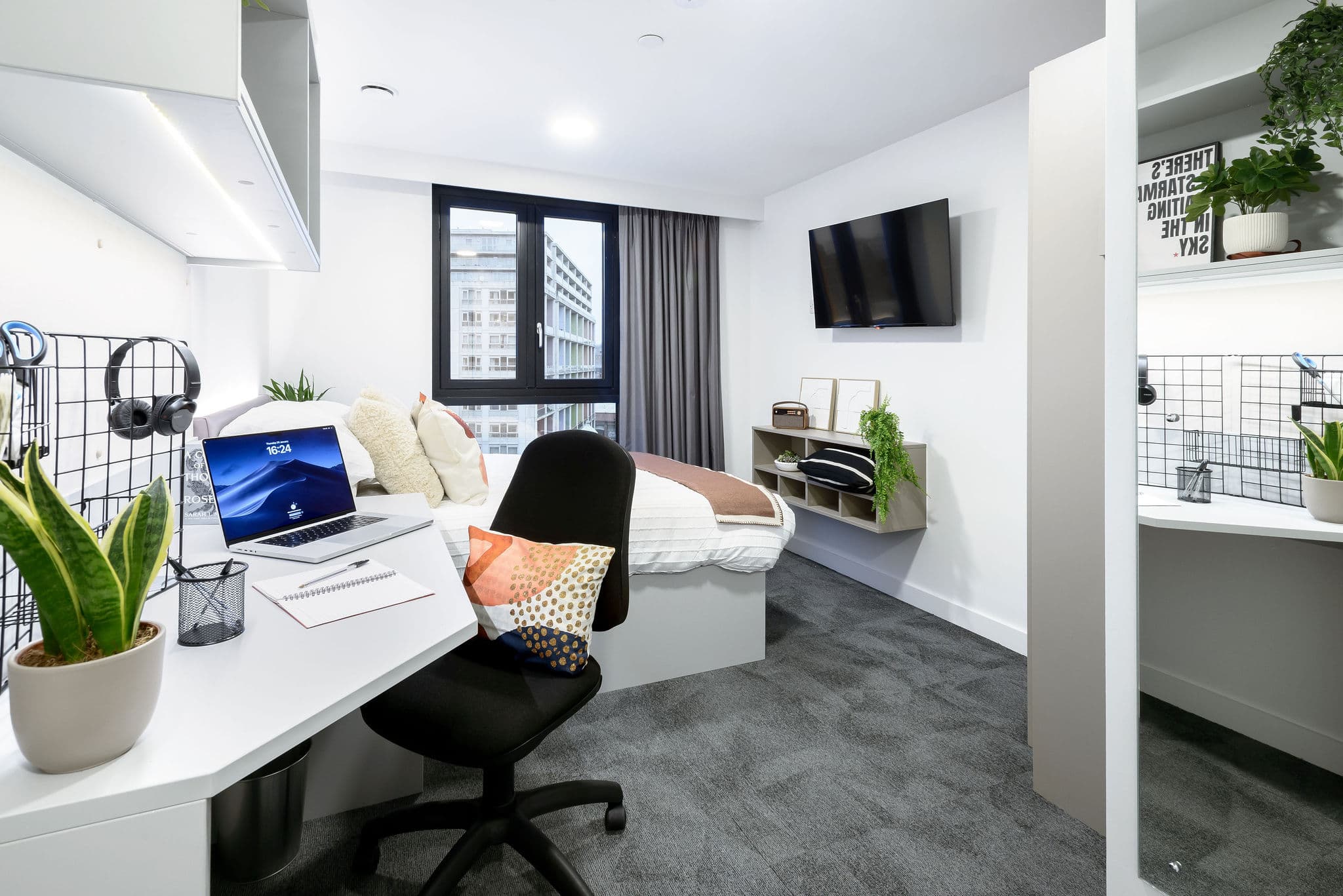 True Ensuite/Apartment, Nottingham - view 1