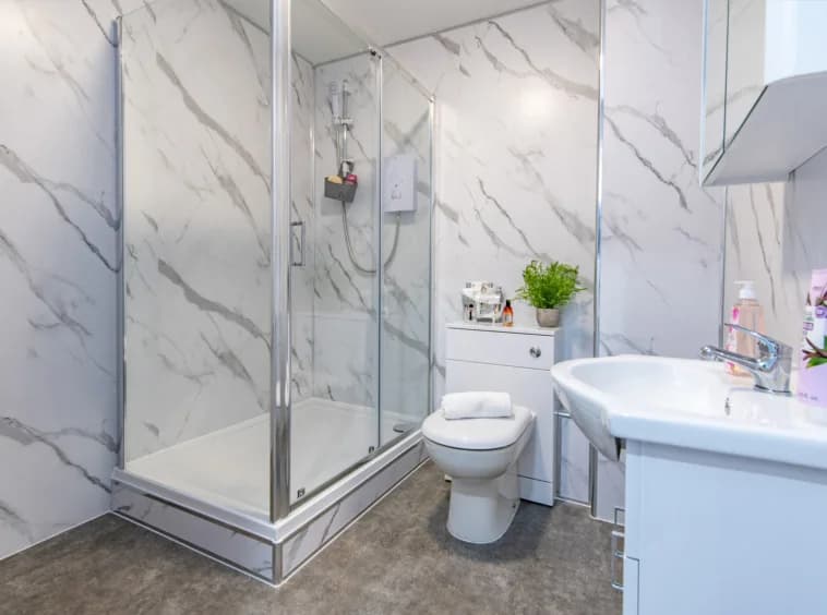 Ensuite, Broadgate, Nottingham - view 2