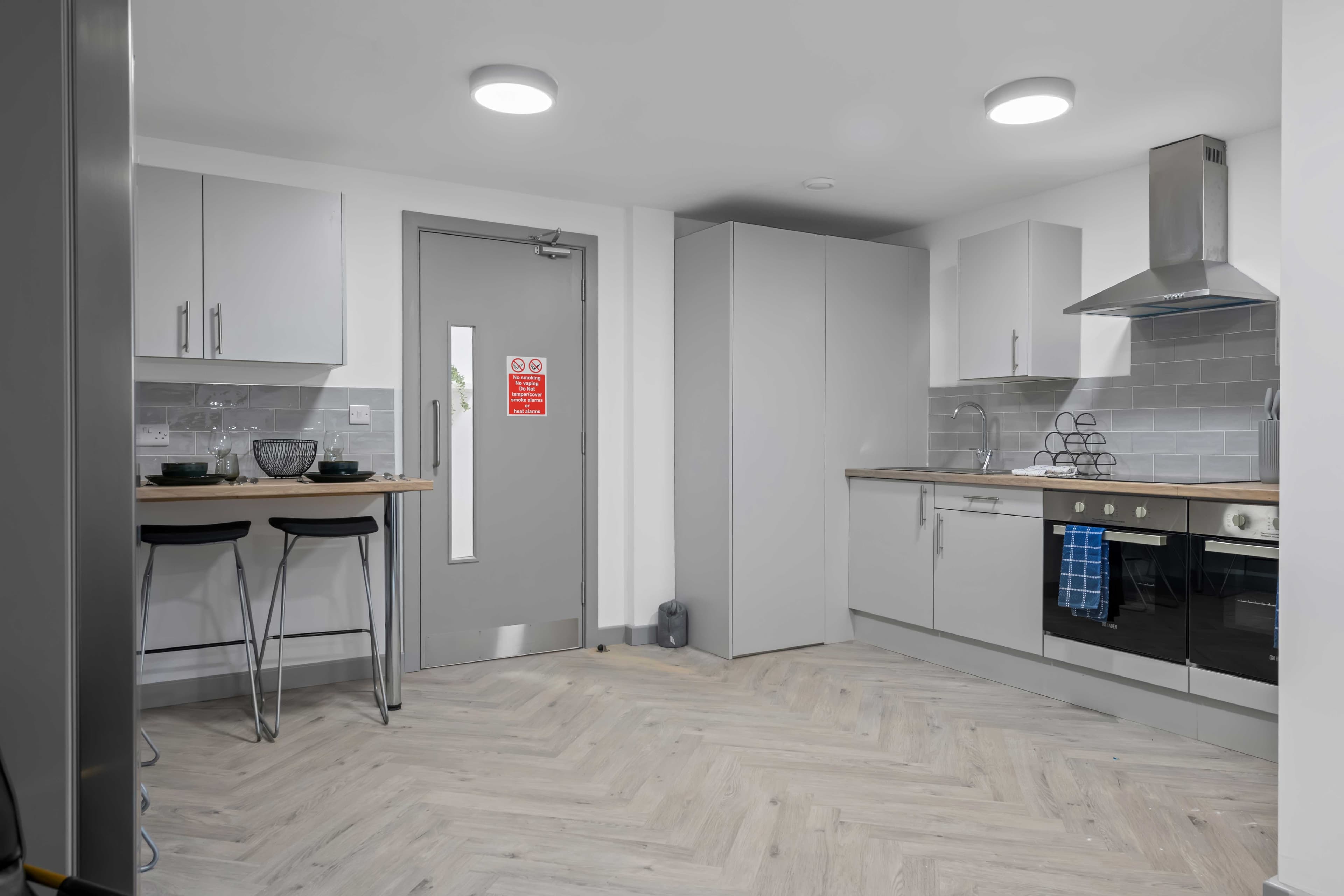 Ensuite, Stanley, Nottingham - view 4